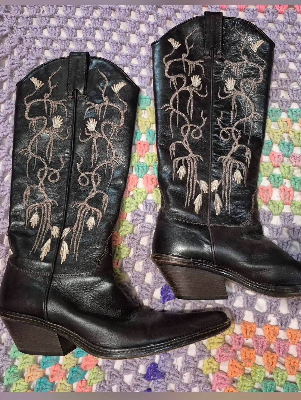 Sartore Black Leather Western Knee-High Boots with Cream Embroidery